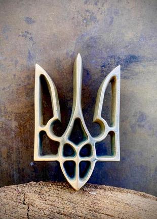 Бронзовий герб україни3 фото