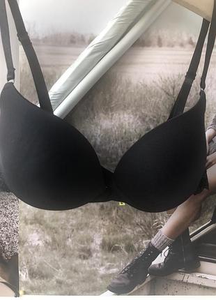 Бюстгальтер чёрный 75в