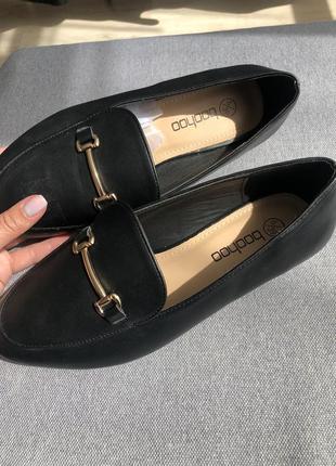 Класні лофери, балетки , туфлі чорні boohoo