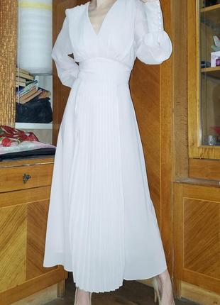 Пудровое сукню під вінтаж tfnc london вінтажне vintage