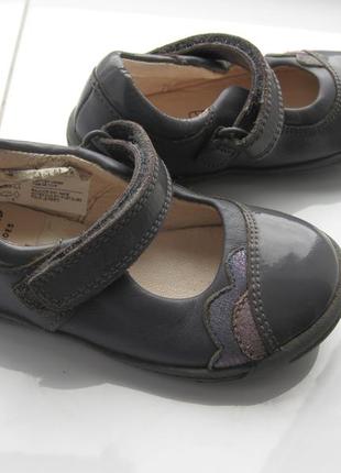 Туфлі clarks,р. 20 устілка 13см шкіра