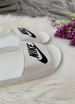 Жіночі шльопанці nike slides logo swoosh 'white' 36-37-38-39-405 фото