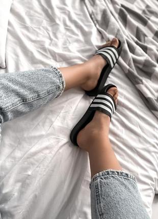 Сланці жіночі adidas slides black white гумові шльопанці, в'єтнамки3 фото