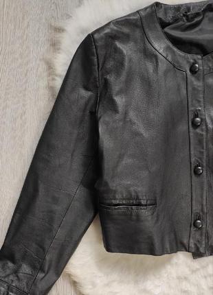 Чорна натуральна шкіряна коротка куртка шкіряна піджак із ґудзиками батал великого4 фото