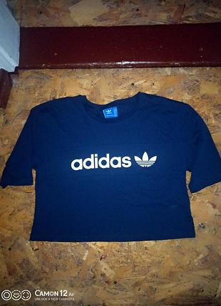 Топ adidas
