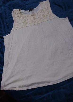 Желтая маечка с кружевом большого 22 размера