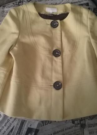 Пиджак лимонного цвета