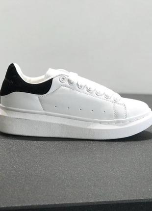 Белые кроссовки alexander mcqueen4 фото