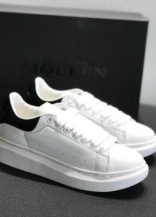 Белые кроссовки alexander mcqueen2 фото