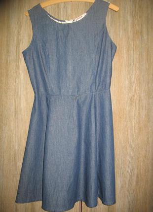 Джинсовое платье с ажурной спиной1 фото