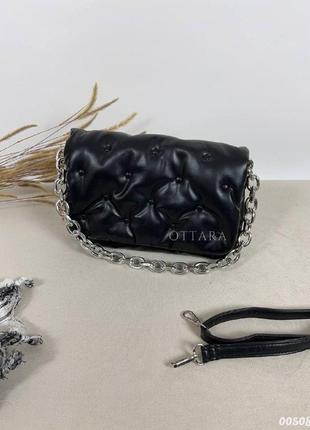 Жіноча сумка з ланцюжком чорна, жіноча чорна сумка з заклепками