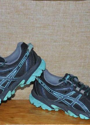 Кроссовки asics