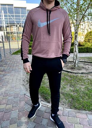 Чоловічий спортивний повсякденний костюм мокко