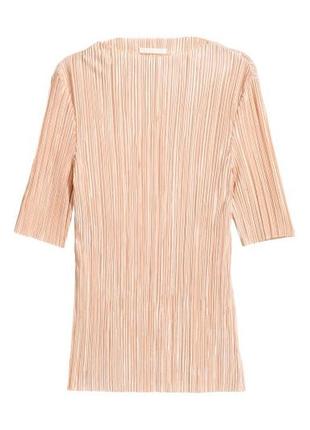 Плісірований топ кольру шампань беж блискучий з цікавою горловиною