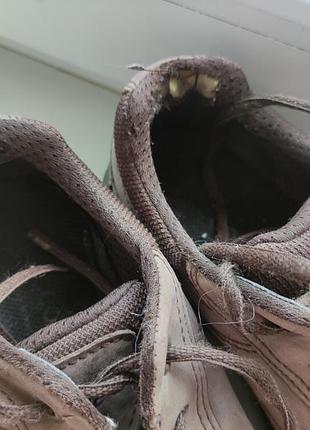 Кроссовки 4