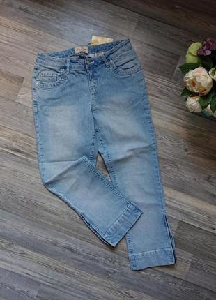 Женские укороченные голубые джинсы john baner капри с замочками р. s/m джинсовые брюки штаны4 фото
