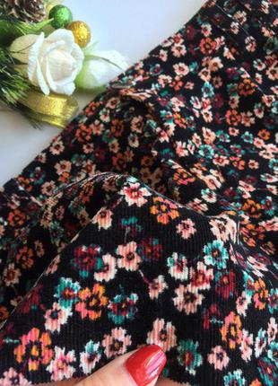 Снижено! яркие фирменные  шорты из натурального мелкого вельвета  в цветочный принт3 фото
