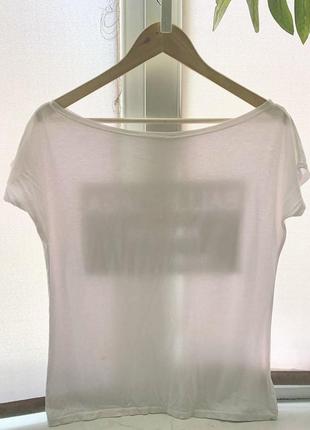 Белая футболка с черным принтом "ballinciaga harlem 10.avenue leno x v"2 фото