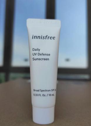 Солнцезащитный крем innisfree daily uv defense sunscreen spf 361 фото