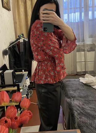 Блуза в квітковий принт mango2 фото