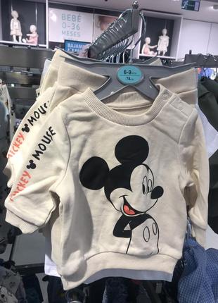 Костюмчик disney