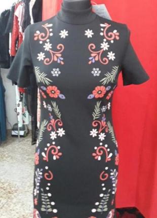 Гарна квіткова сукня туніка з вишивкою прямое платье цветы2 фото