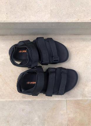 Босоножки унисекс adidas sandals черные белые босоніжки сандалии унісекс сандалі адидас адідас чорні8 фото