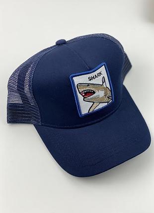 Кепка-тракер з принтом акули 2022