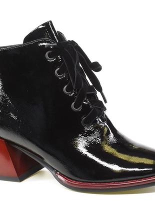 Жіночі модельні черевики veritas код: 056104, розміри: 38, 39