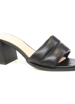 Женские шлёпанцы vanessa код: 060042, размеры: 37, 39