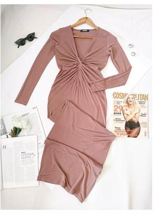 Шикарна облягаюча трикотажна нюдова сукня/платье/плаття missguided, на р. xs