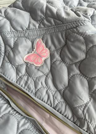 Красива куртка з метеликом4 фото