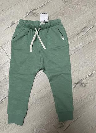 Спортивні штани джоггеры 2/3 років нм