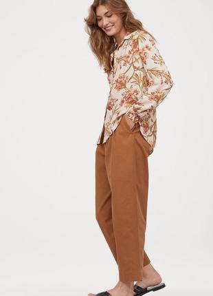 Бежевая блуза в цветочный принт hm3 фото