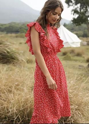 Легкое платье красное