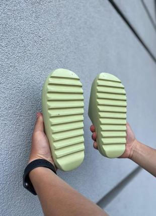 Тапки тапочки yeezy slide resin шлепки6 фото