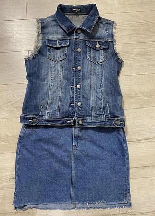 Джинсовый подобранный костюм двойка