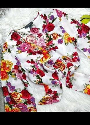 Красивая укороченная блуза топ в цветы на завязках вискоза