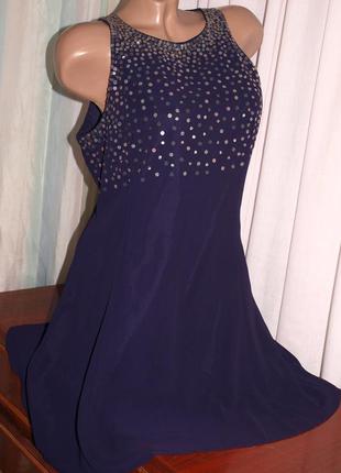 Красивое шфионовое платье (м замеры) с пайетками на лёгкой подкладе, отлично смотрится.3 фото