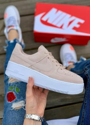 Жіночі кросівки nike air force 1 sage pink white2 фото