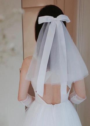 Фата з красивим бантом