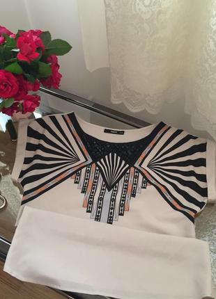 Стильная блуза с интересной абстракцией спереди, размер 12/38 oasis