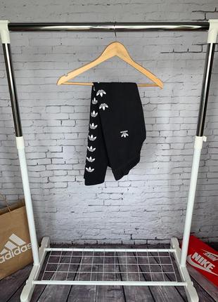Жіночі adidas