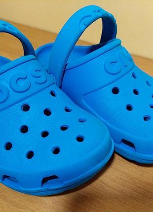 Детские сланцы crocs.