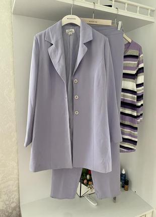 Нарядный лиловый костюм в винтажном стиле asos