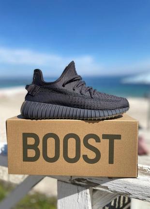 Жіночі кросівки policy adidas yeezy boost 350 black cinder рефлективна смужка
