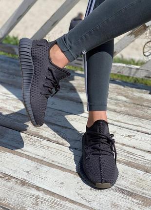 Жіночі кросівки adidas yeezy boost 350 black cinder рефлективна смужка7 фото