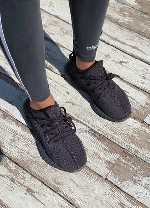Жіночі кросівки adidas yeezy boost 350 black cinder рефлективна смужка9 фото