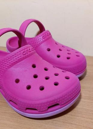 Дитячі сланці crocs.