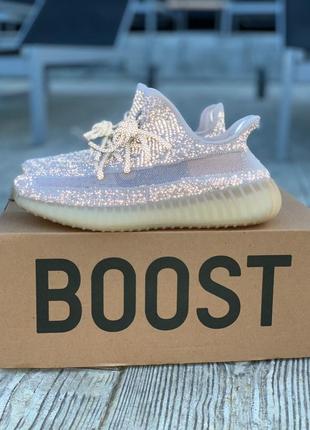 Жіночі кросівки adidas yeezy boost 350 v2 synth reflective